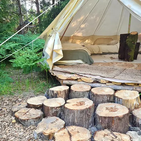 Glamping Raja Metsaglaemping *