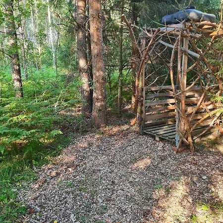 Glamping Raja Metsaglaemping Kanassaare