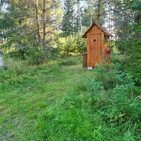 Raja Metsaglaemping Glamping