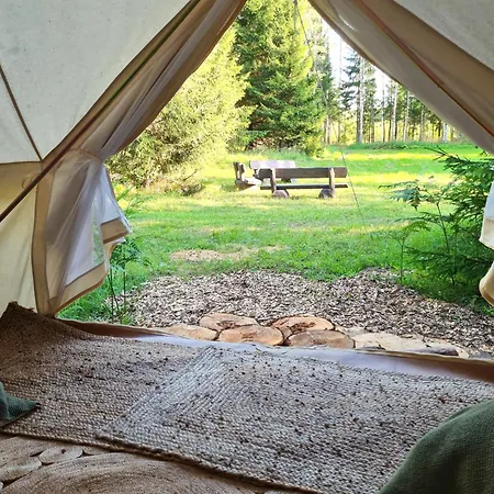 Glamping Raja Metsaglaemping Kanassaare